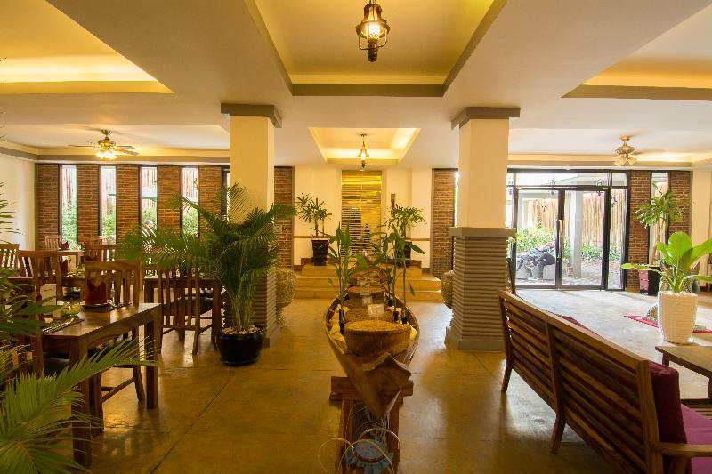 Double Leaf Boutique Hotel Phnom Penh Exterior foto