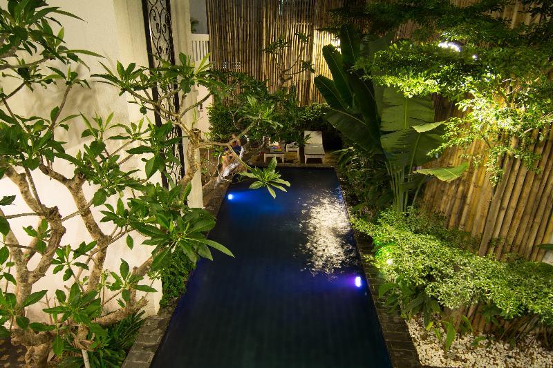 Double Leaf Boutique Hotel Phnom Penh Exterior foto